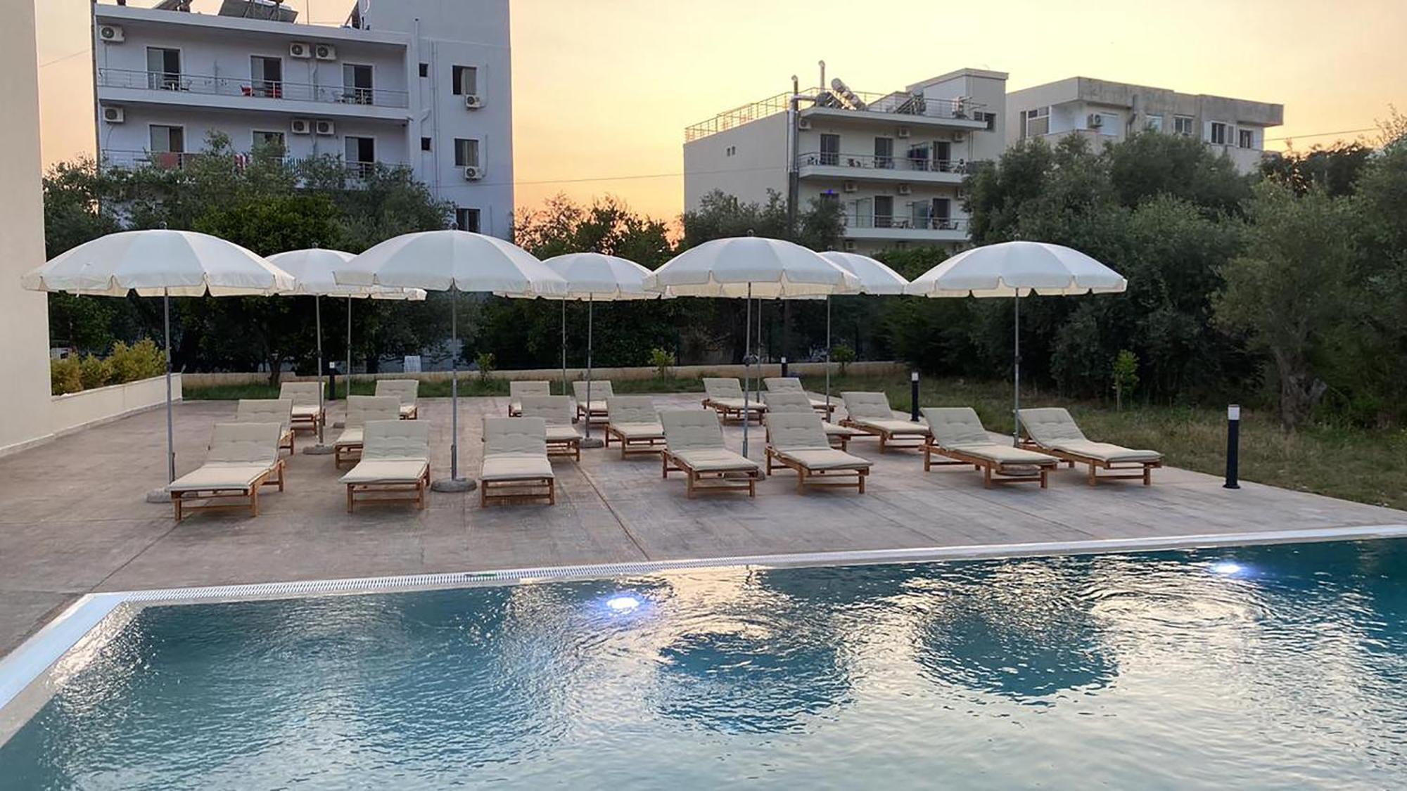 The Blue Wave Hotel Himara Zewnętrze zdjęcie