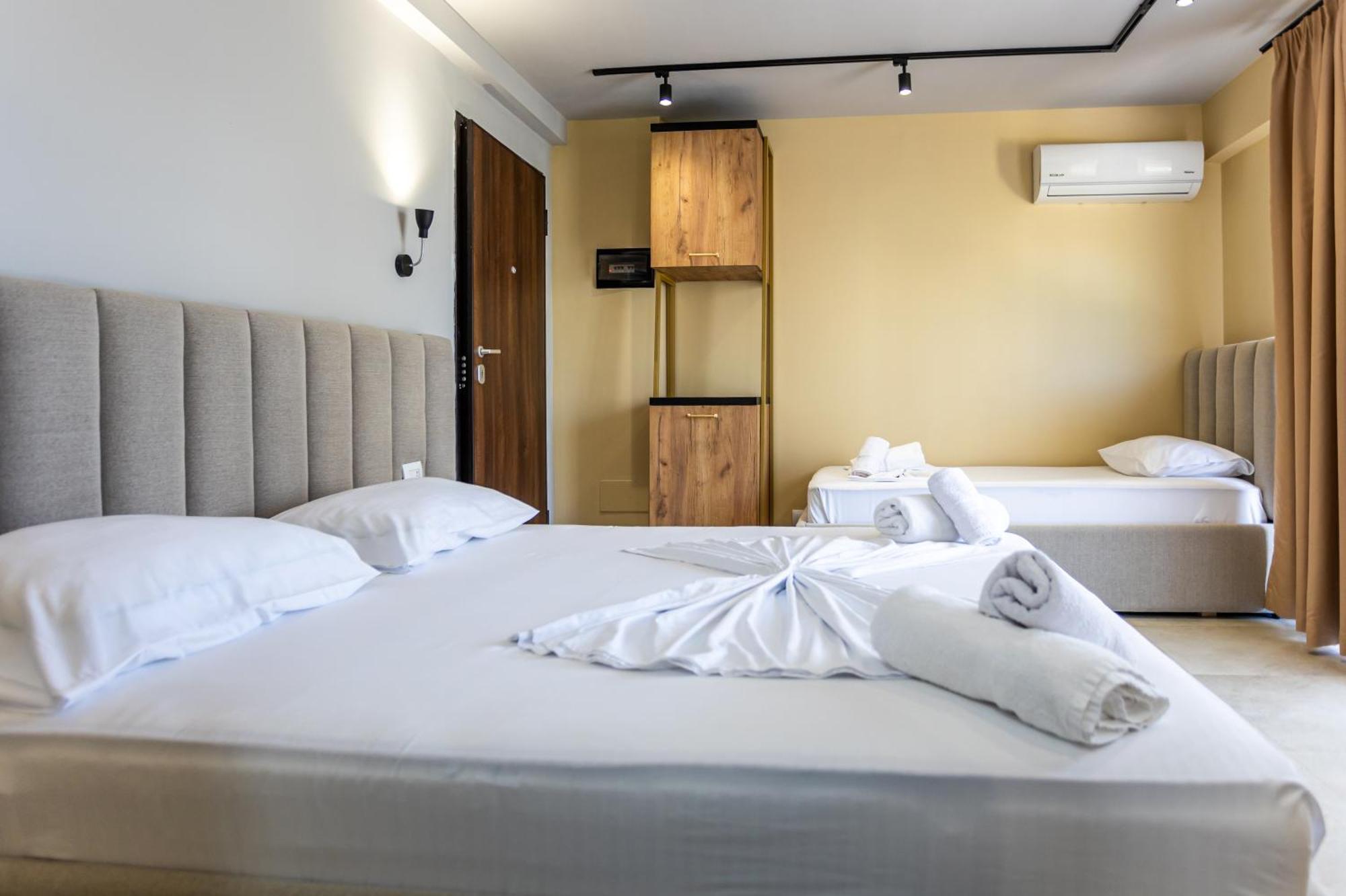 The Blue Wave Hotel Himara Zewnętrze zdjęcie
