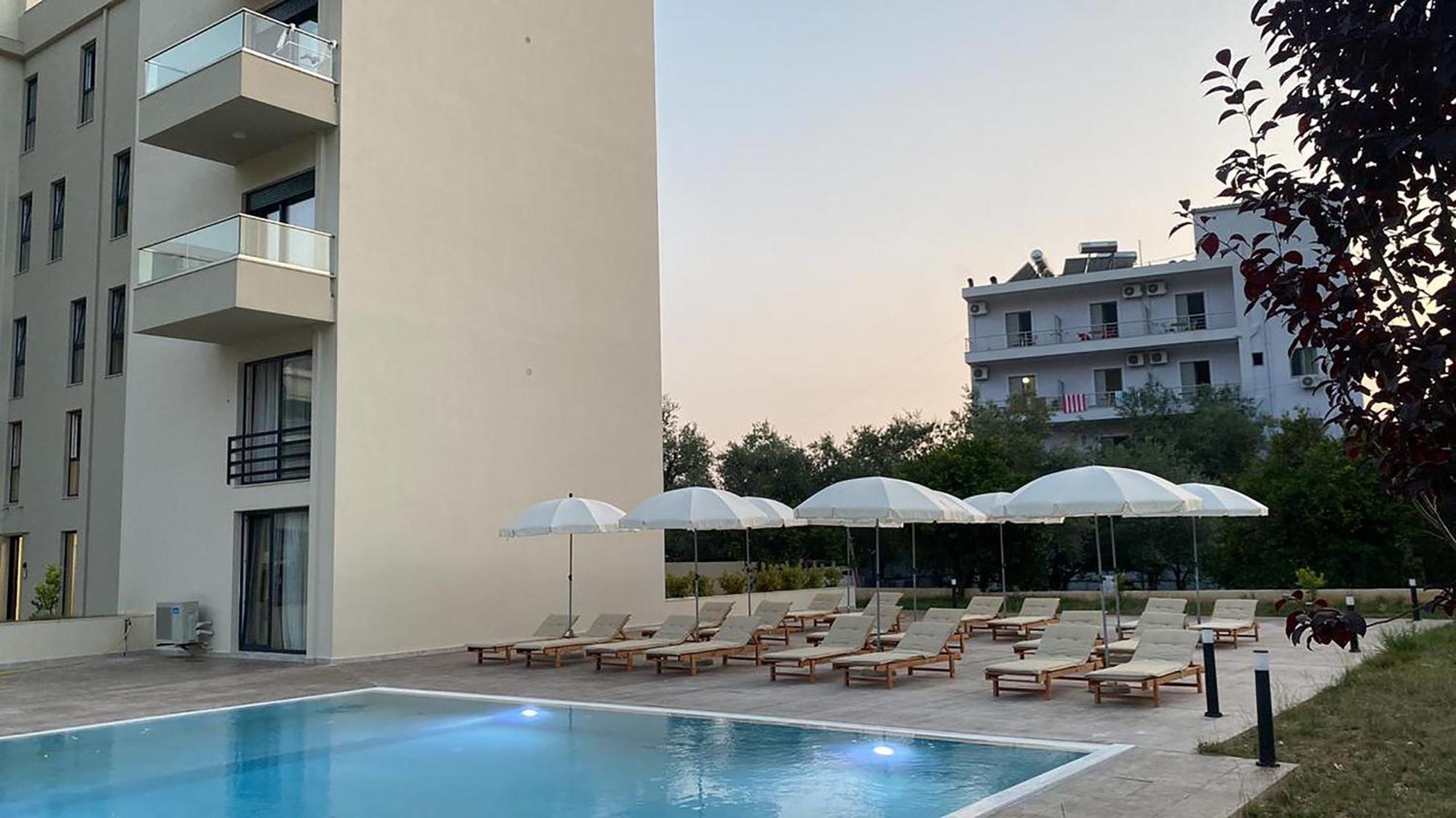 The Blue Wave Hotel Himara Zewnętrze zdjęcie