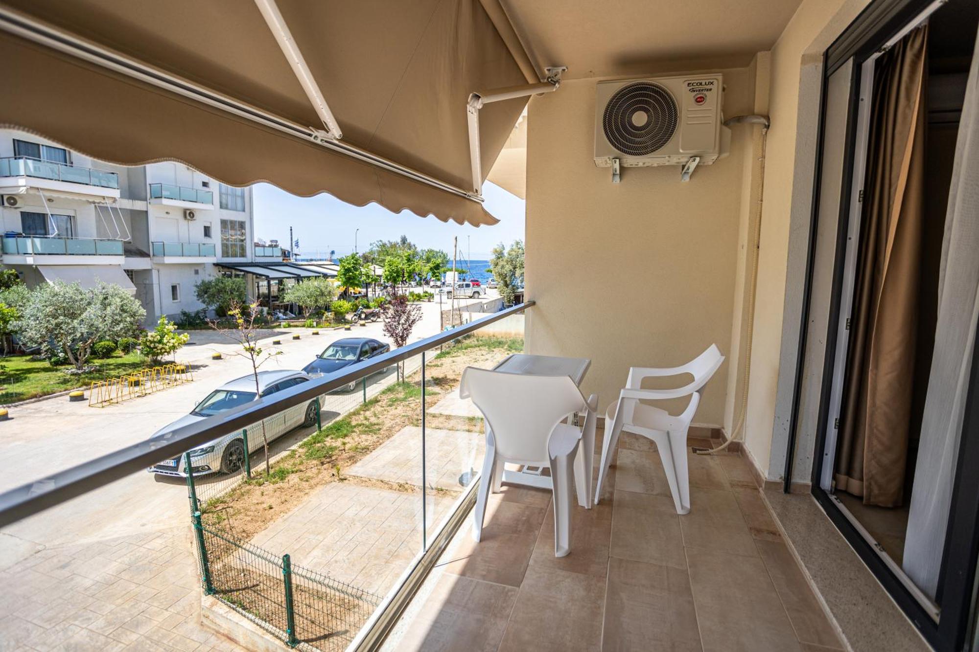 The Blue Wave Hotel Himara Zewnętrze zdjęcie