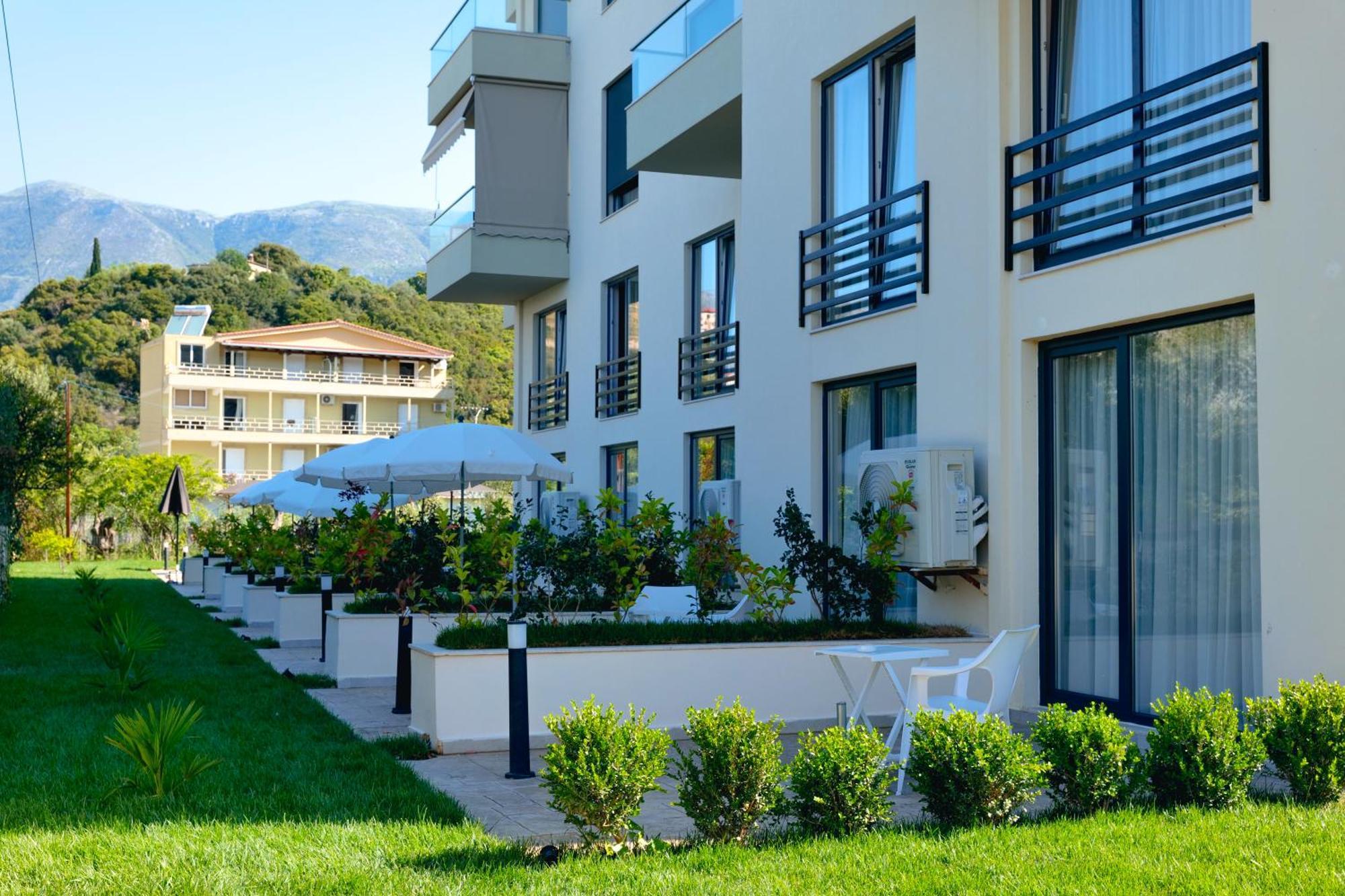 The Blue Wave Hotel Himara Zewnętrze zdjęcie