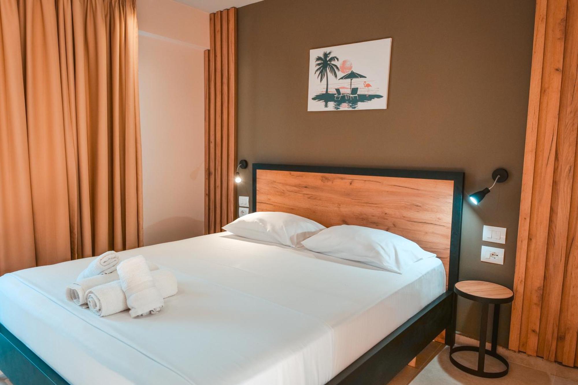 The Blue Wave Hotel Himara Zewnętrze zdjęcie